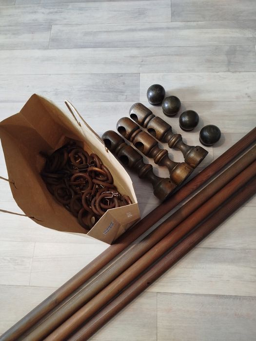 Карниз для штор деревянный