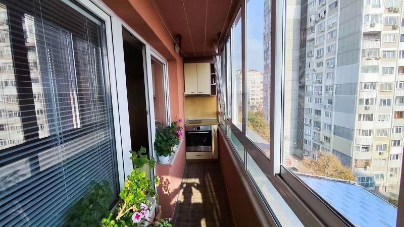 Двустаен апартамент, под наем, Център