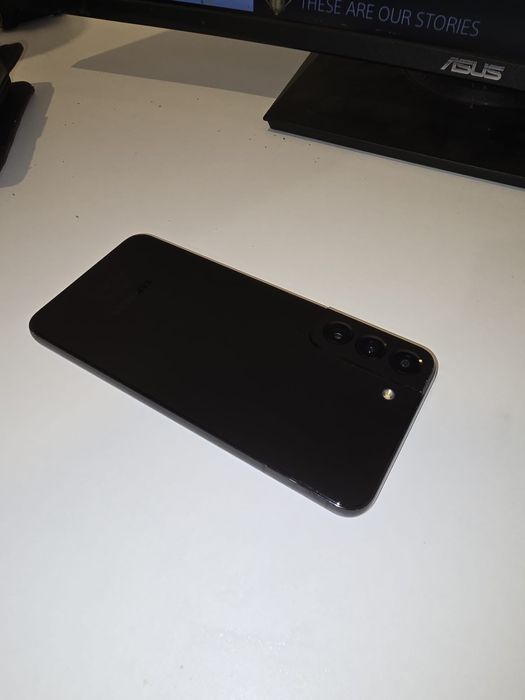 Samsung S22 + | 128GB | 8GBRam | Folie | Stare Buna