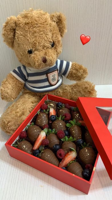 клубника в шоколаде