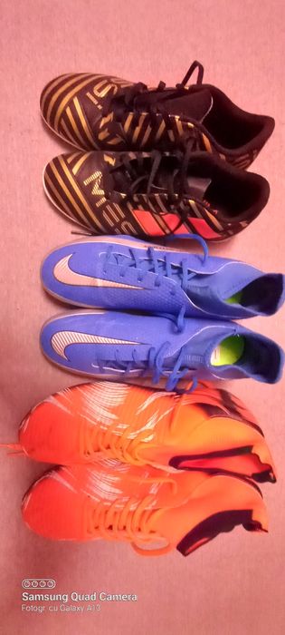 Vând crampoane mărimea 39 ,41  ,43