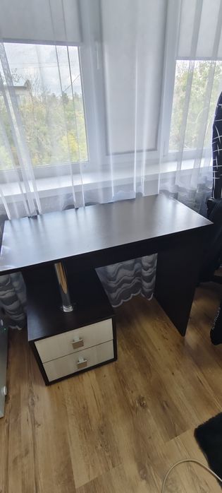 Продам стол- тумба