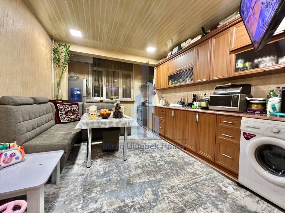 2/1/9 65м2 Паркентский Банковский, раздельные комнаты