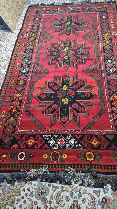 Ковер, ручная работа