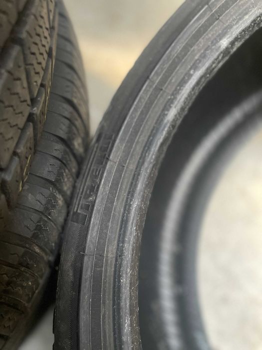 2x 235 35 20 Pirelli Sottozero 3 (IARNA)