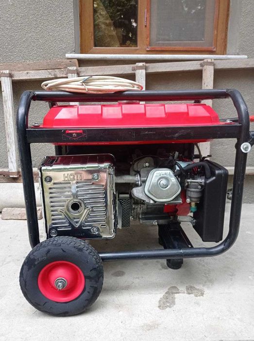 Продам Электрогенератор бензиновый