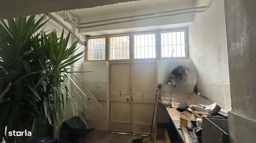 Spatiu comercial, 146 mp, zona Centru