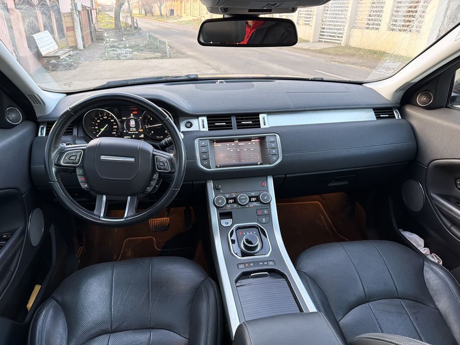 Land Rover Evoque 2.0 Pachet R Dynamic