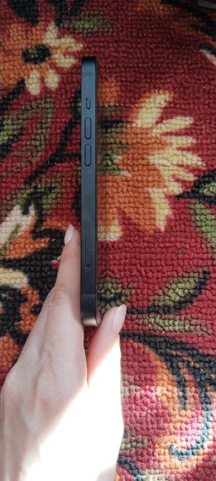 Продам айфон 14 !!