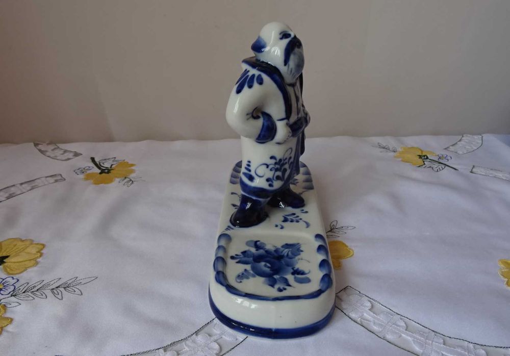 Гжелска рисувана фигура, Русия, СССР, винтидж