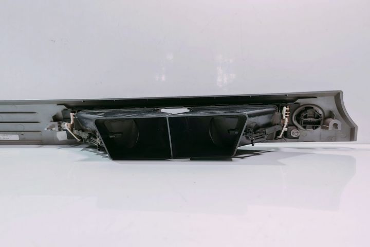 Grila ventilatie bord 920102302 BMW Seria 3 E90/E91/E92/E93