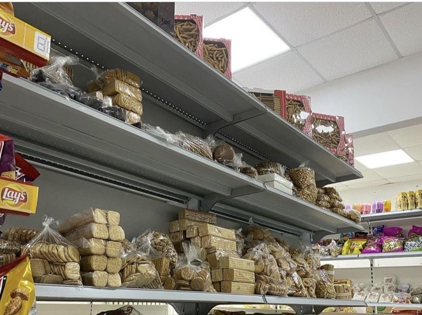 Продаются стеллажи