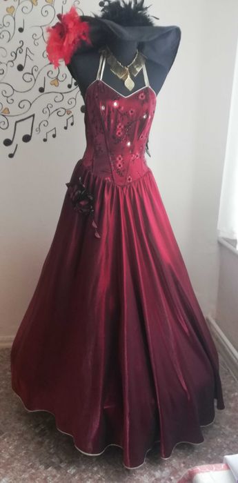 платье на выпускной