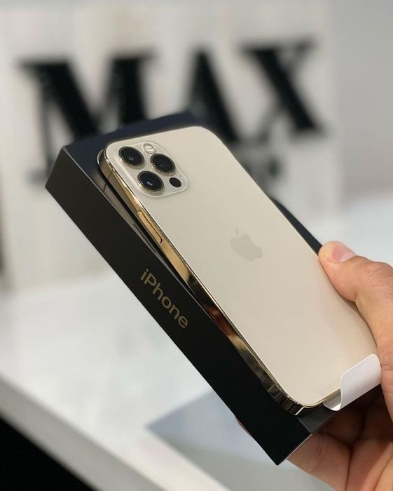 Продавам IPhone 13 pro в перфектно състояние.