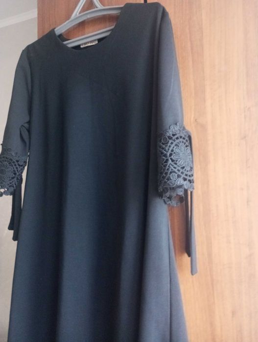 Продам платье женское