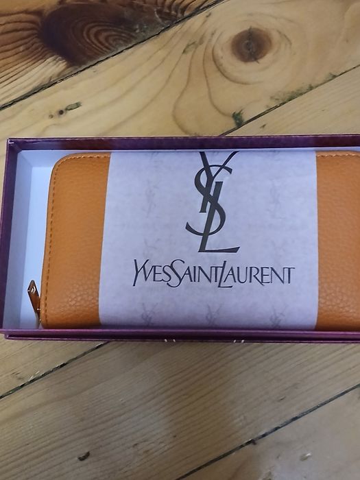 Маркови портмонета Намаление