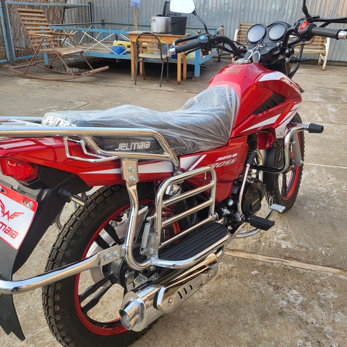 Мотоцикл    желмая