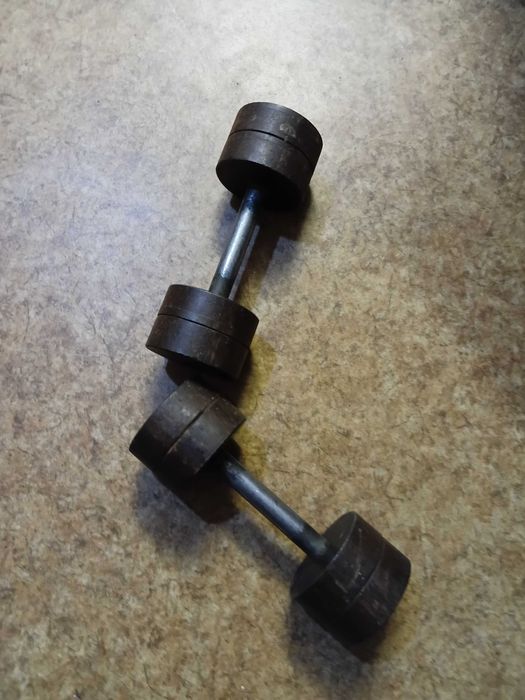 Продаются гантели штанга