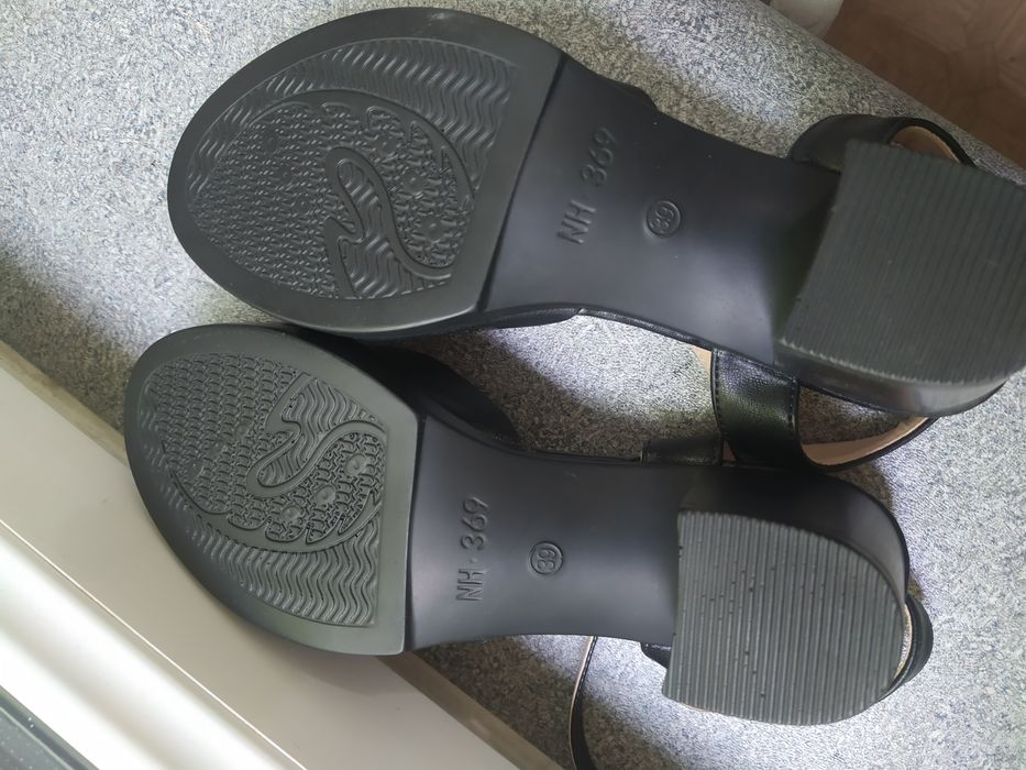 Босоножки 39 размер