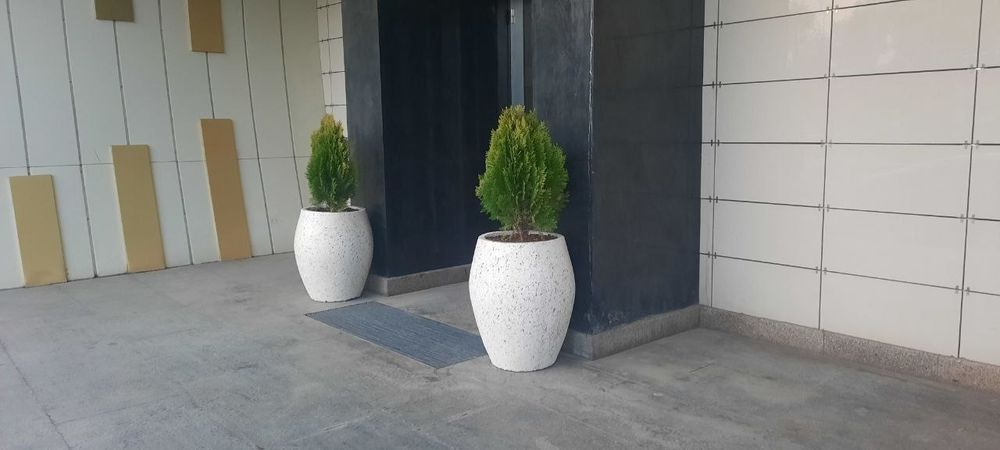 Тувак. Вазоны. Декоративные урны