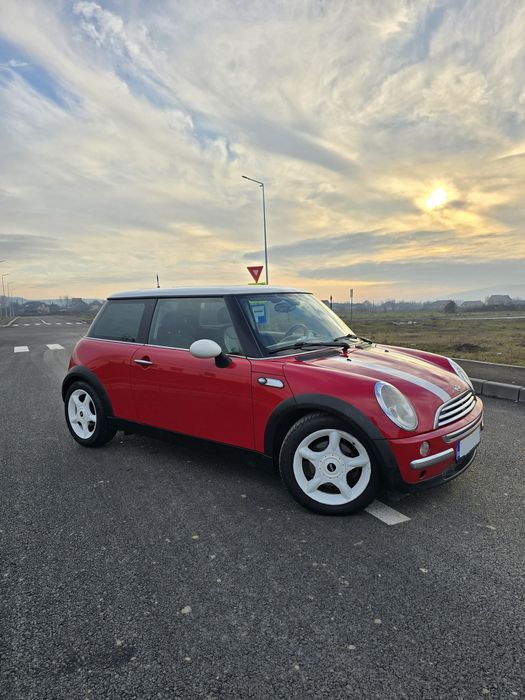 MINI Cooper R50 Chili Red