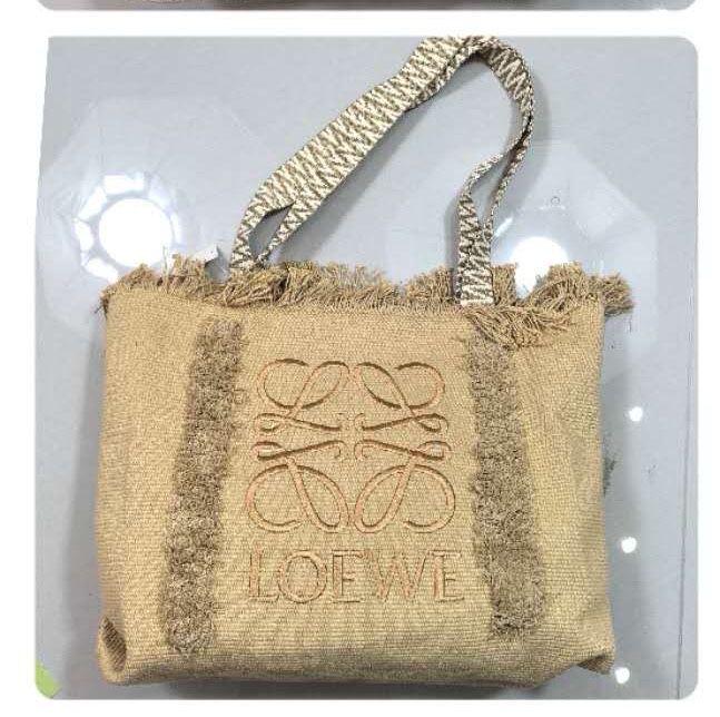 Чанта MISS DIOR,Loewe,YSL,HERMES