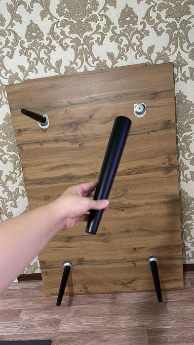 Продается столы со съемными ножками