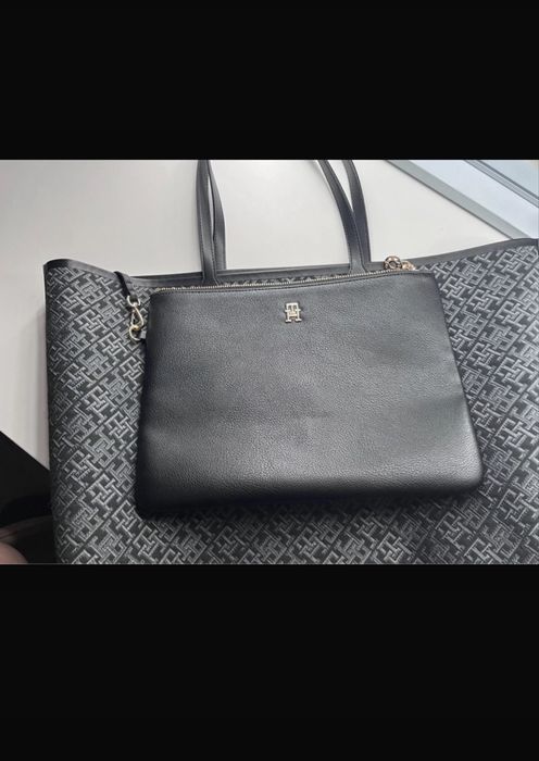 geanta tommy hilfiger