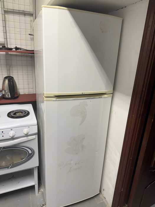 Продам холодильник lg