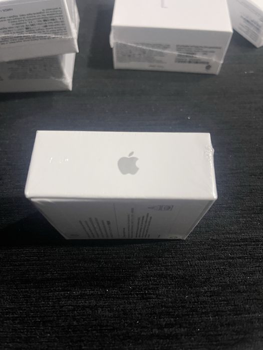 Air Pods Gen 4 Noi/Sigilate