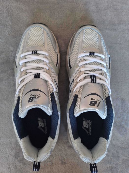 New Balance 530 Silver | White