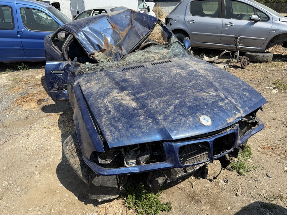 BMW E36 Coupe 320i 150 к.с. на части