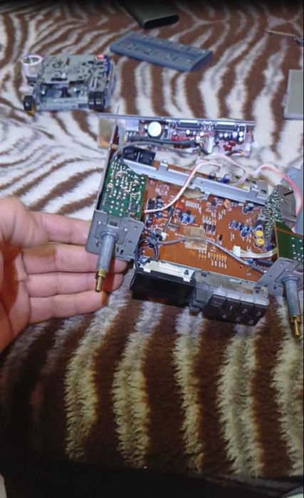 radio casetofon auto Sony xr-240 pretabil clasic auto