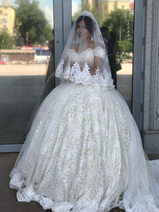 Свадебное платье