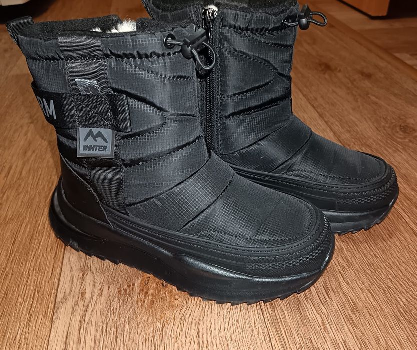 Продам дутыши 36 размер