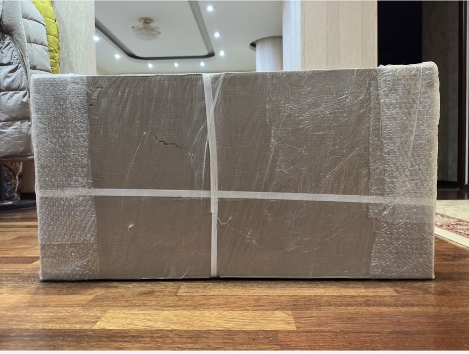 Продам столик.                       .