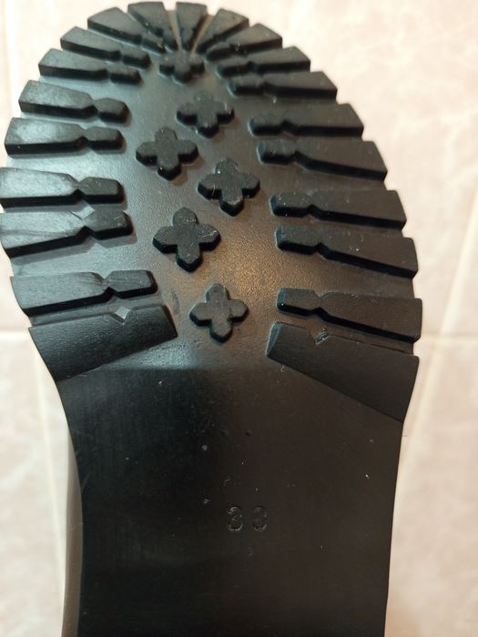 Продам полусапожки демисезонные