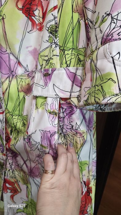 Продам плащ женский