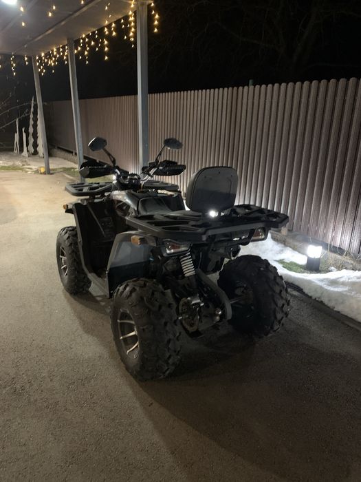 Продам квадроцикл почти новый