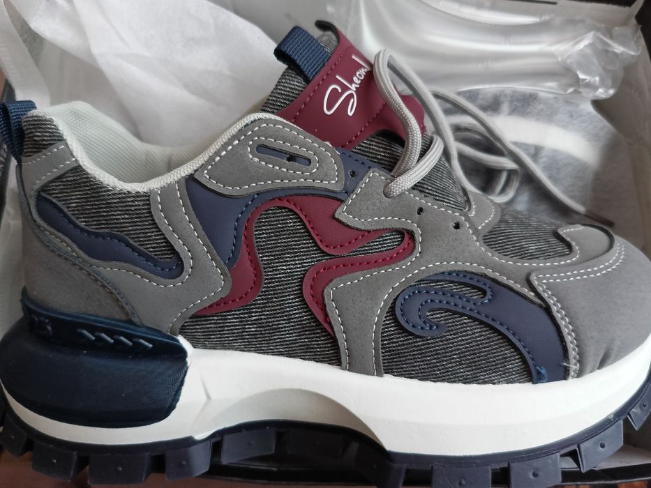 Женские кросовки