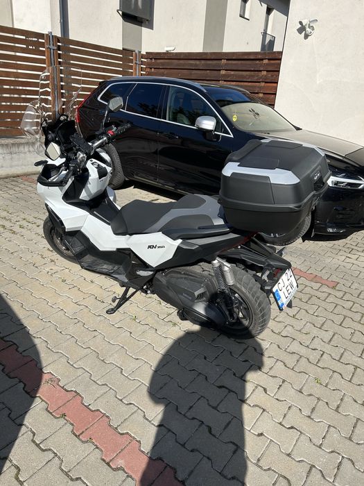 Vând Honda ADV 350,an fabricatie 2024
