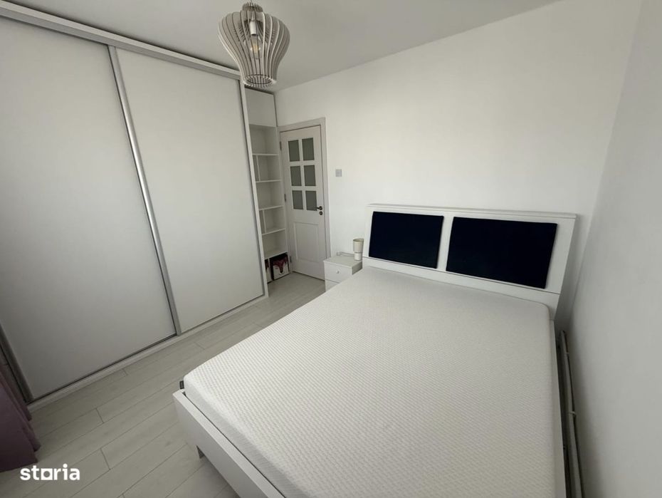 Inchiriez apartament 2 camere lux.