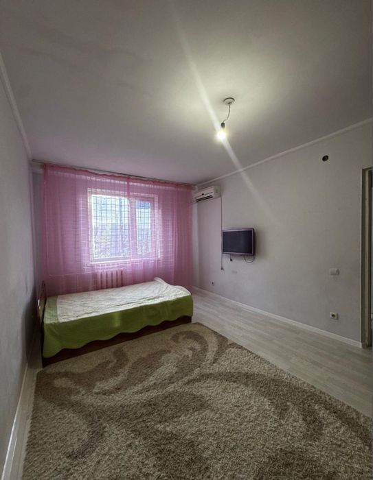 Продам 1 ком кв 2008 кирп..