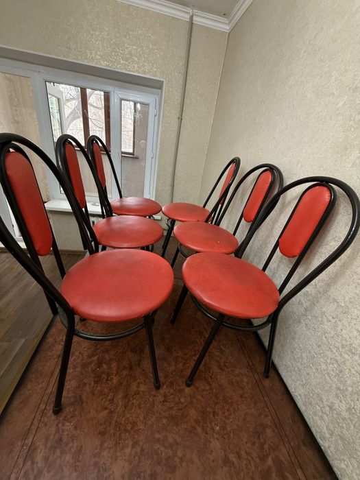 Продам стулья в хорошем состоянии