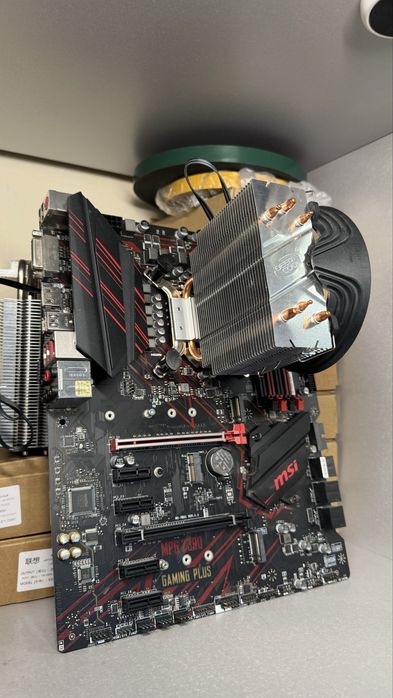 Мат плата MSI MPG Z390 GAMING PLUS Socket LGA1151v2