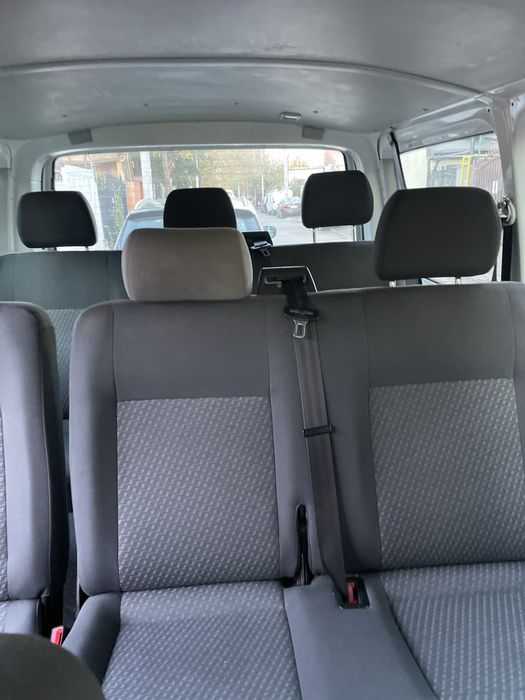 Dezmembrez VW transporter T5 2.0 TDI an 2013