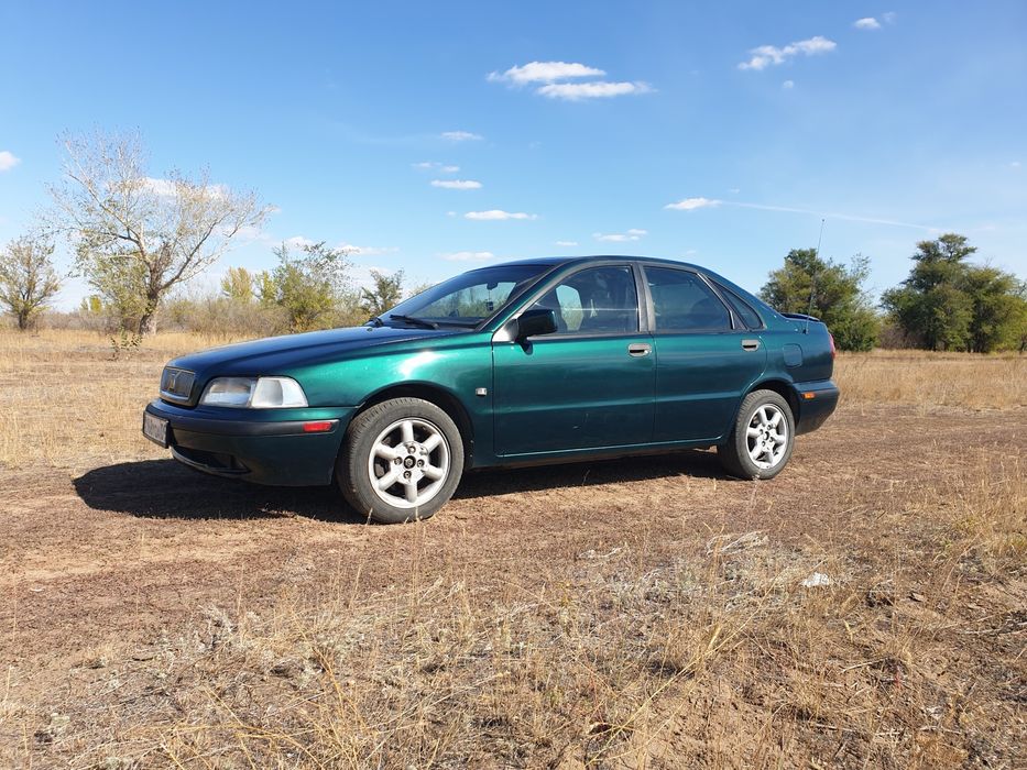 Продам volvo s40