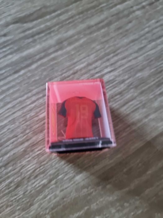 Lamine yamal mini plastic jersey