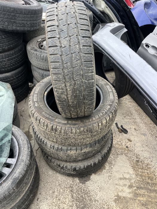 Гуми 205 65 16C Mishelin