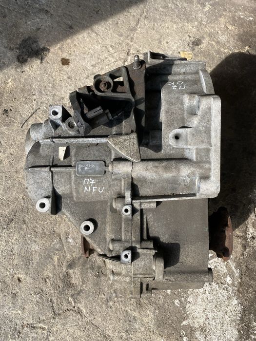 Скоростна кутия пасат б7 NFU отлична 2012г